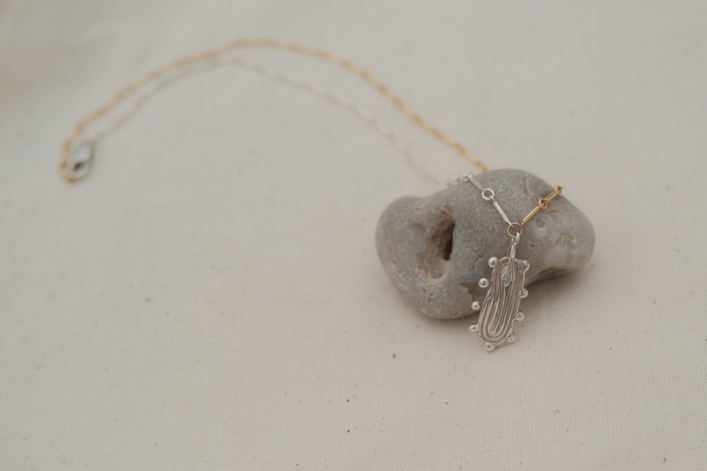 Spiral wrack necklace
